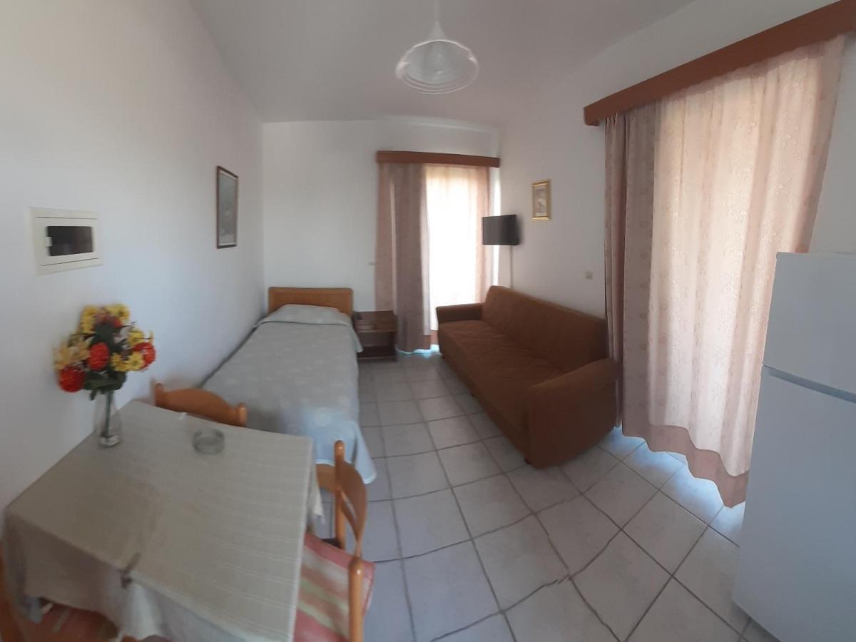 Zikas Apartments Marmari  Extérieur photo